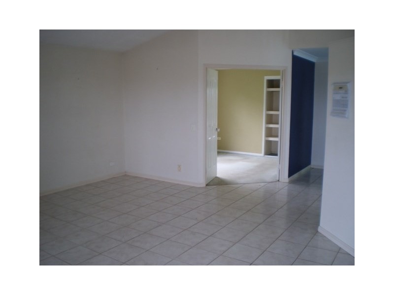 799 Esplanade, Lota QLD 4179