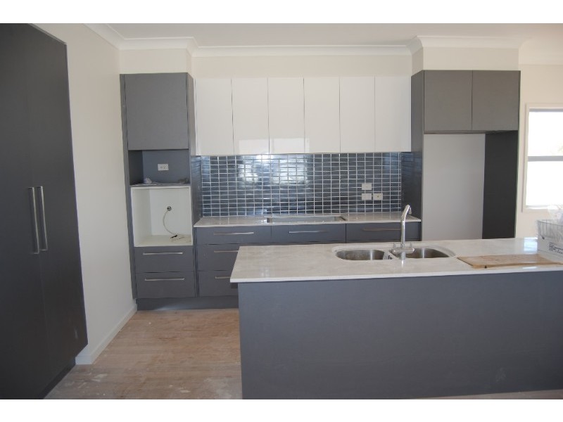 20 Kitchener Street, Wynnum QLD 4178