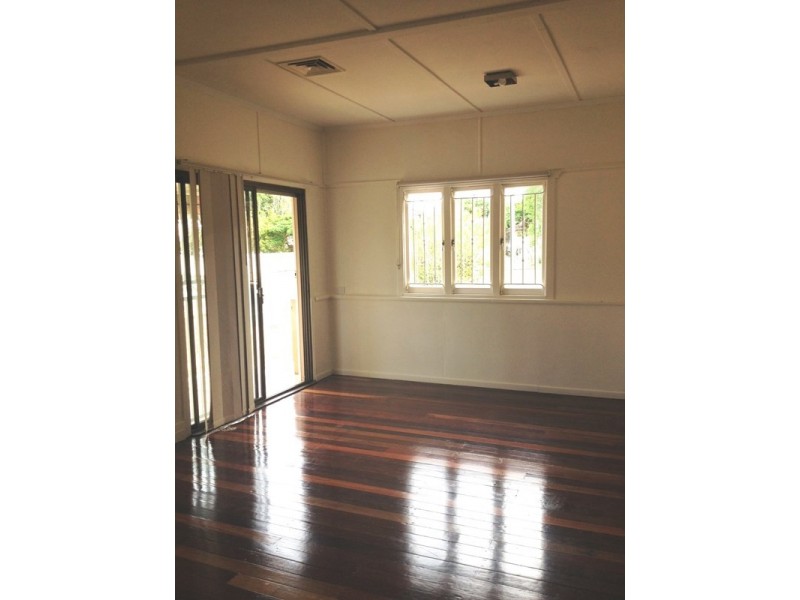 59 Grattan Terrace, Wynnum QLD 4178