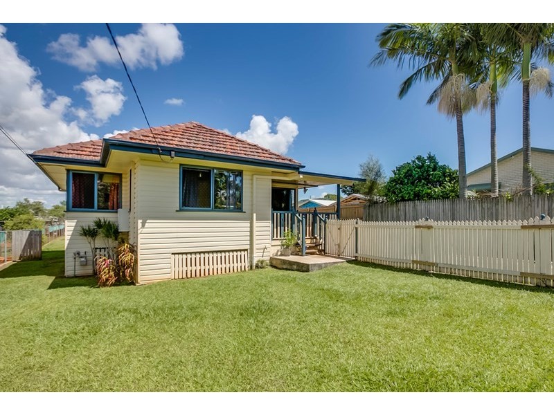 13 Jellicoe Street, Manly West QLD 4179