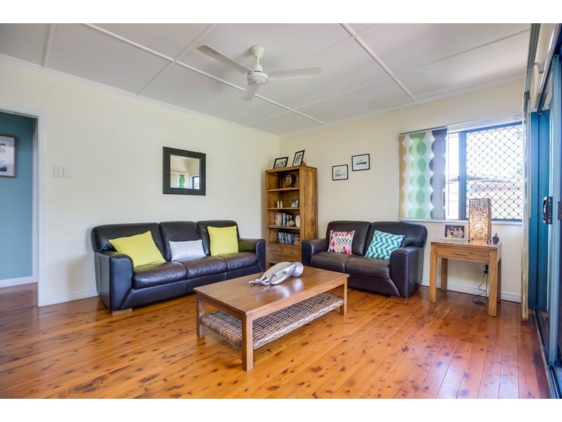 13 Jellicoe Street, Manly West QLD 4179