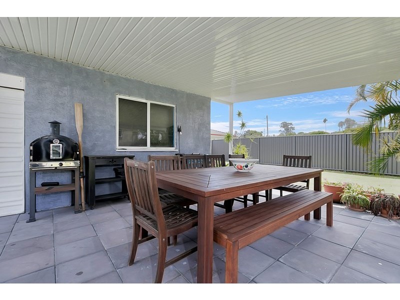 129 Glenora Street, Wynnum QLD 4178