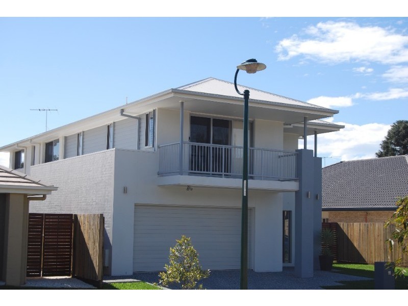 11 Sylvateere Crescent, Wakerley QLD 4154