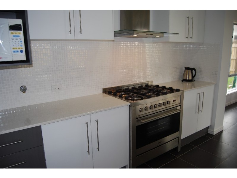 11 Sylvateere Crescent, Wakerley QLD 4154