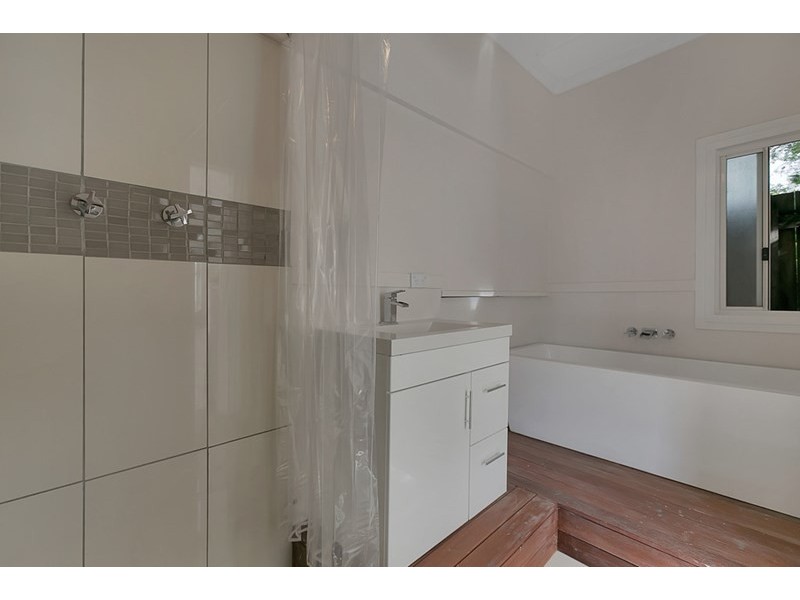 7 Smythes Avenue, Wynnum QLD 4178