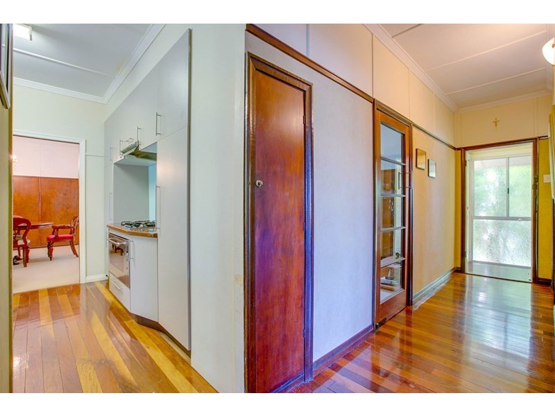 28 Wassell Street, Wynnum QLD 4178