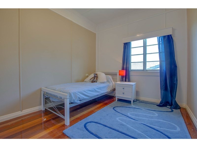 28 Wassell Street, Wynnum QLD 4178