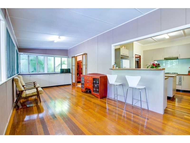 28 Wassell Street, Wynnum QLD 4178