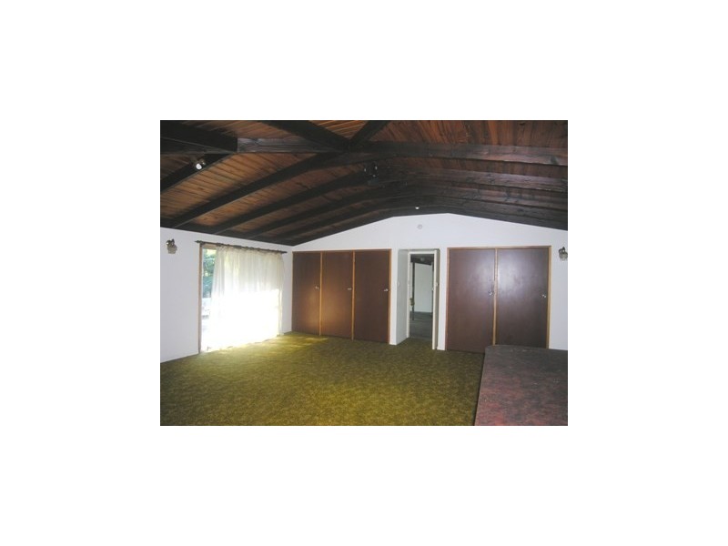 807 New Cleveland Road, Gumdale QLD 4154