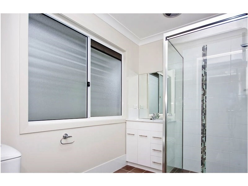 45 Jellicoe Street, Manly West QLD 4179