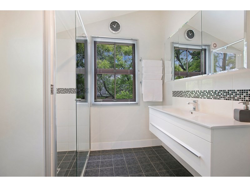 32 Orallo Street, Lota QLD 4179