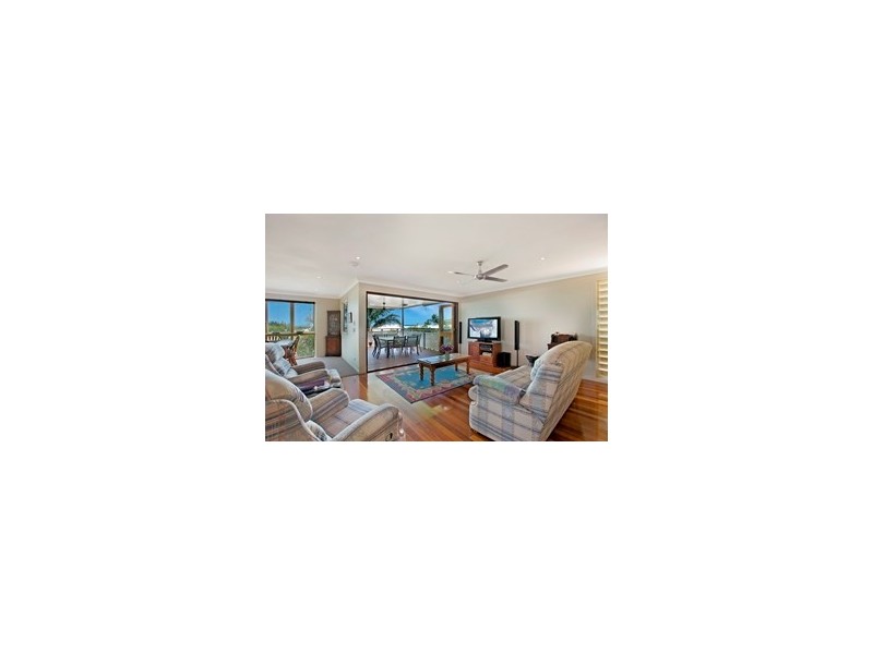92 Kingsley Terrace, Manly QLD 4179