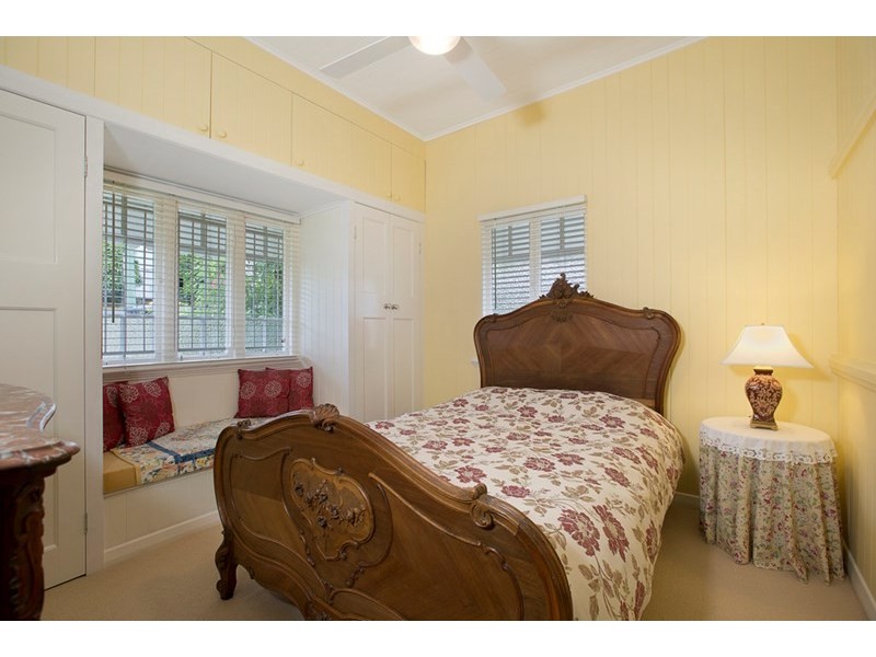 15A PATTERSON Street, Wynnum QLD 4178