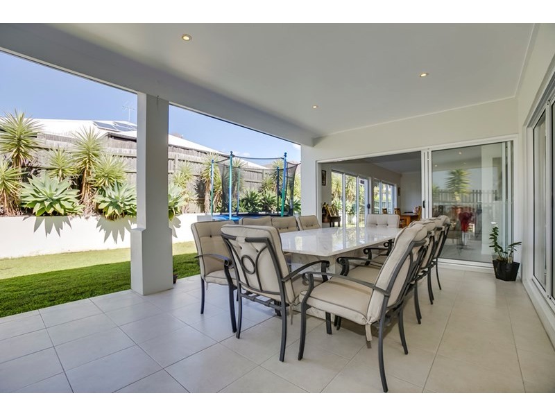 9 Gumnut Close, Lota QLD 4179