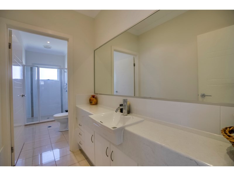 9 Gumnut Close, Lota QLD 4179