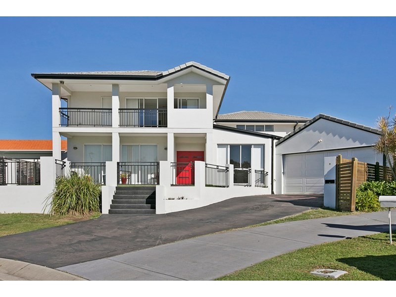 9 Gumnut Close, Lota QLD 4179