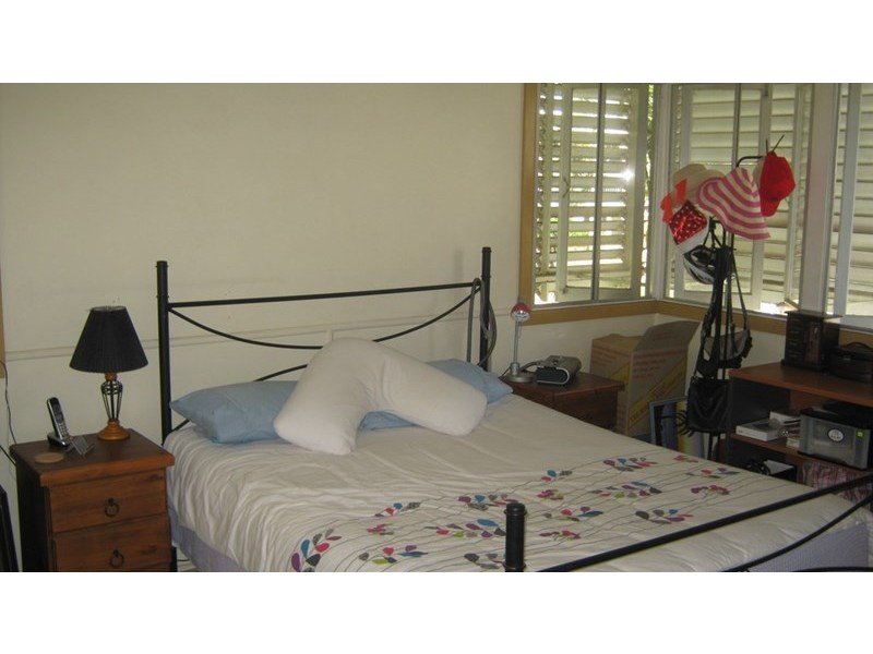18 Strawberry Road, Manly West QLD 4179