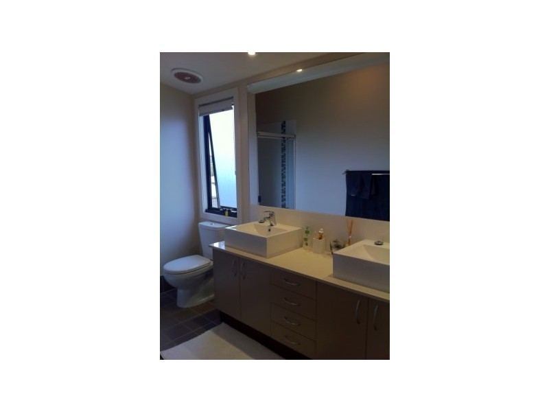 3/6 Emsworth Street, Wynnum QLD 4178