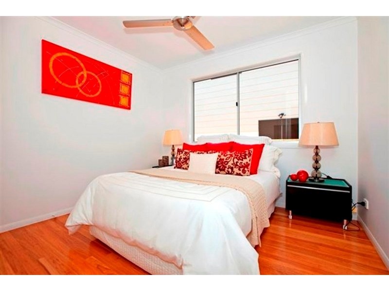 104 Gordon Parade, Manly QLD 4179