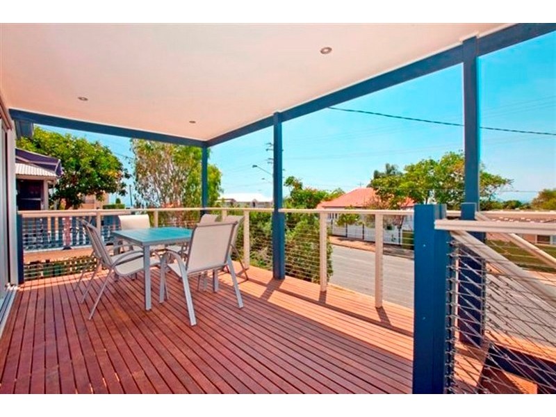 104 Gordon Parade, Manly QLD 4179