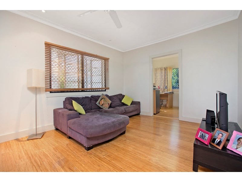 74 Ryder Street, Wynnum QLD 4178