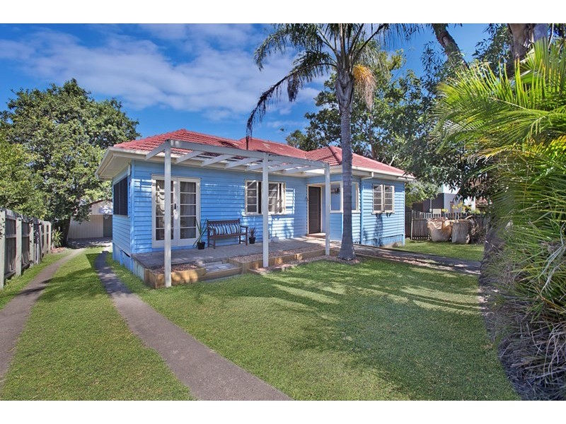 74 Ryder Street, Wynnum QLD 4178