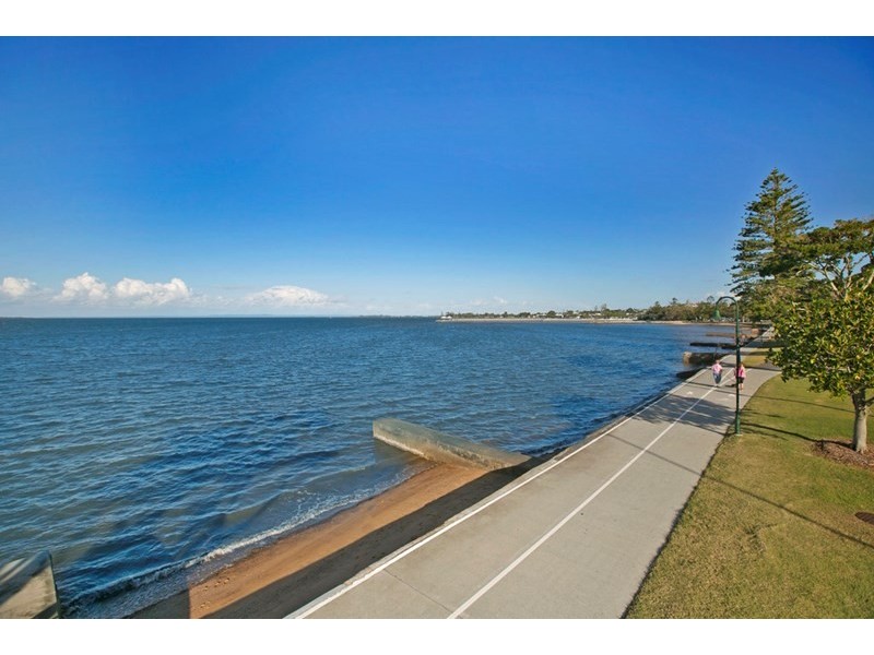 49 Waterloo Esplanade, Wynnum QLD 4178