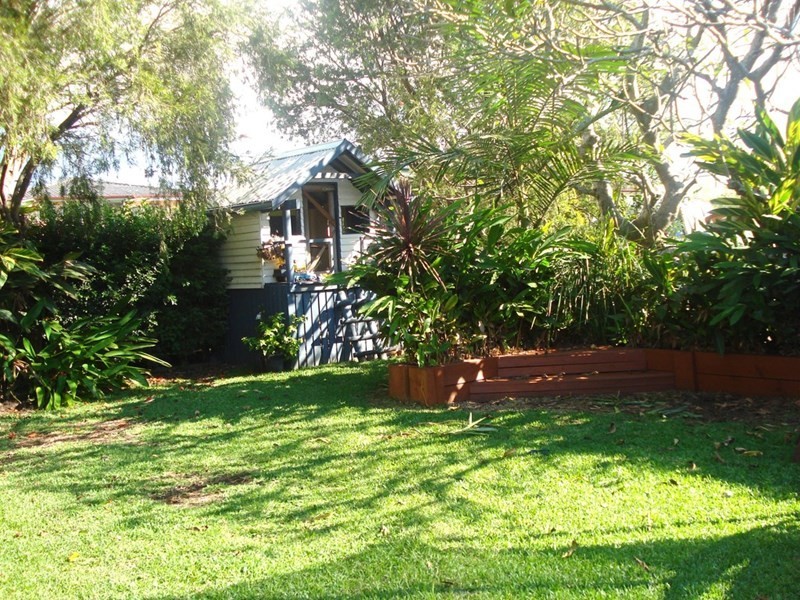 4 Alexander Street, Lota QLD 4179