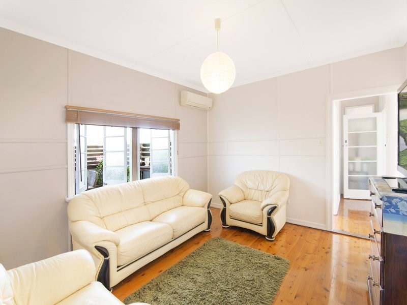 135 West Avenue, Wynnum QLD 4178