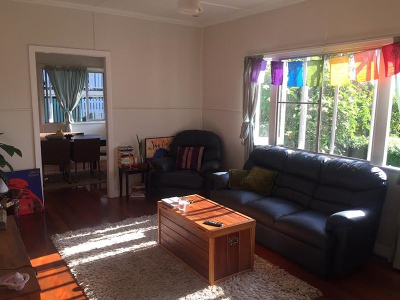 63 Delsie Street, Cannon Hill QLD 4170