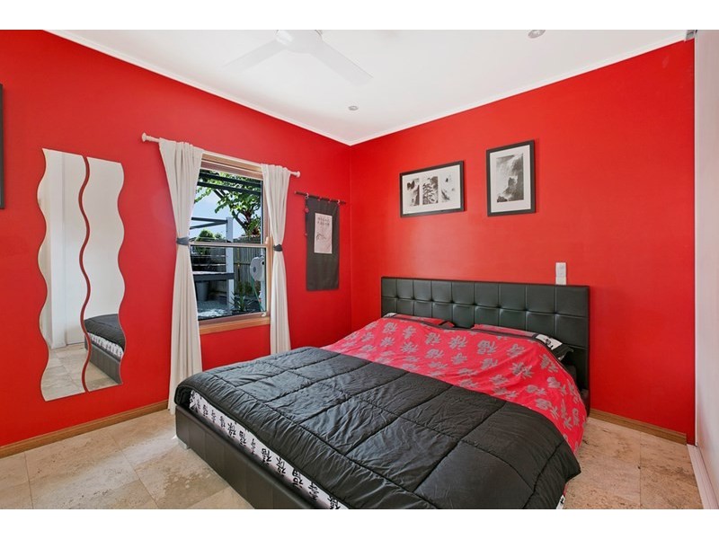 32 Orallo Street, Lota QLD 4179