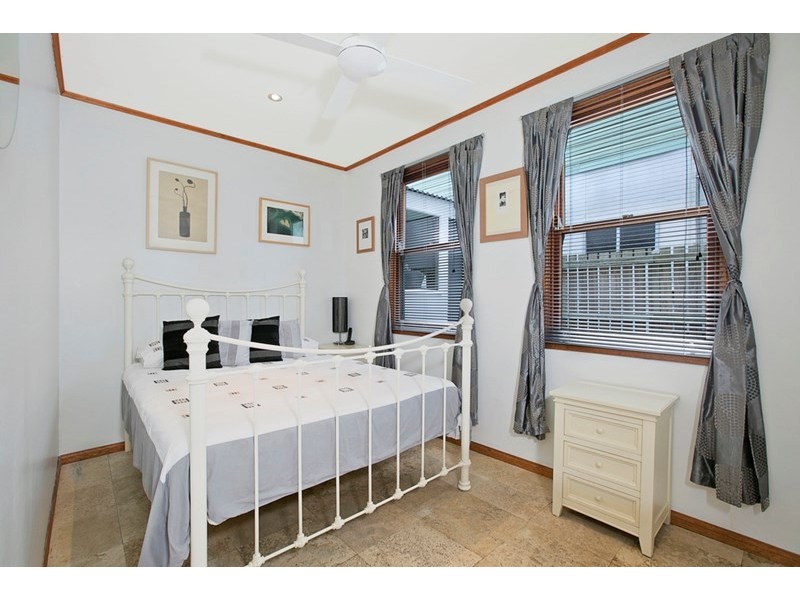 32 Orallo Street, Lota QLD 4179