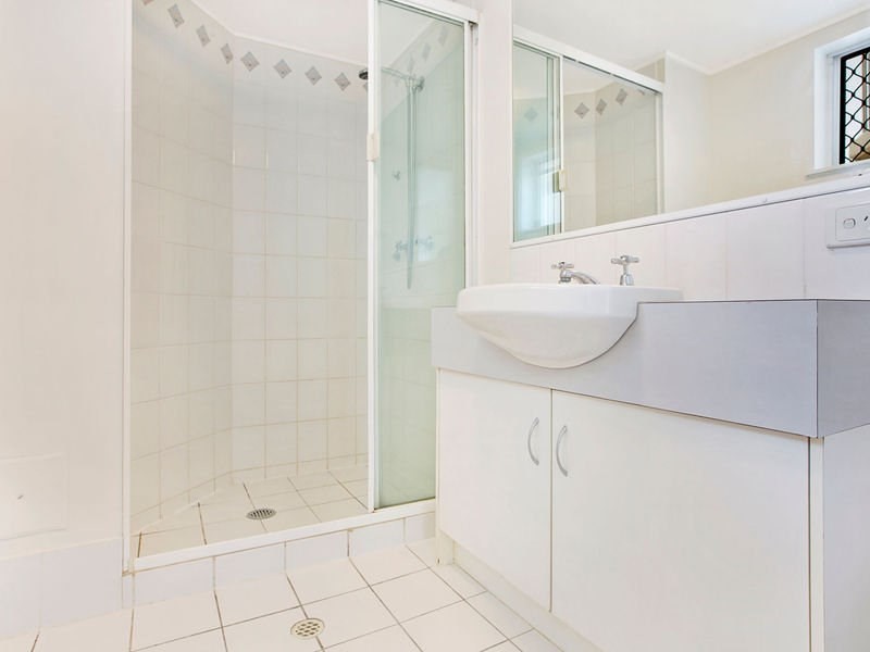 4/155 Wynnum Esplanade, Wynnum QLD 4178