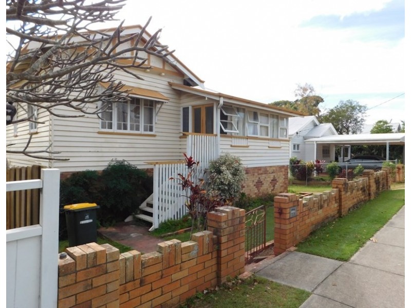 105 Walnut Street, Wynnum QLD 4178