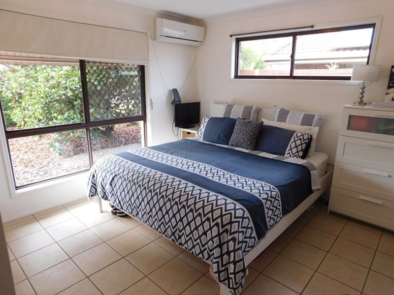 207 Randall Road, Wynnum West QLD 4178