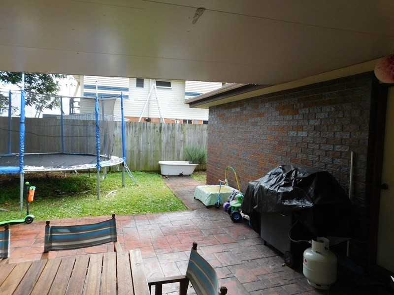 207 Randall Road, Wynnum West QLD 4178