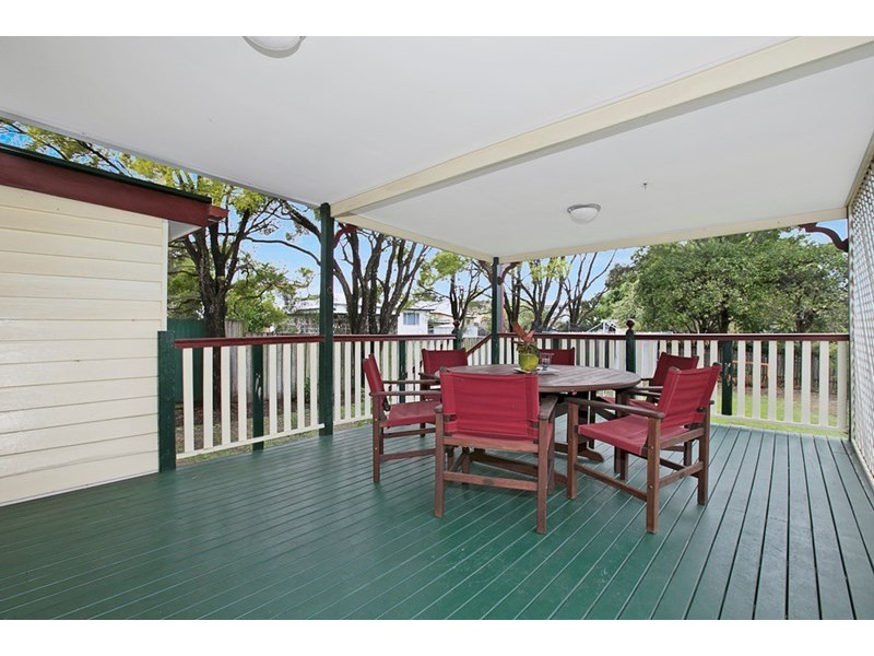 12 Kamarin Street, Manly West QLD 4179