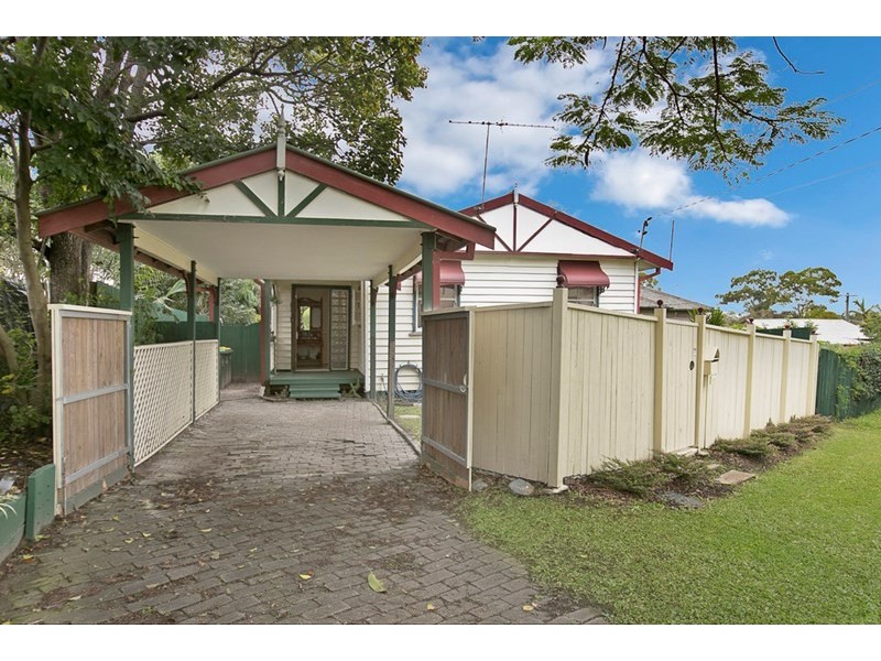12 Kamarin Street, Manly West QLD 4179