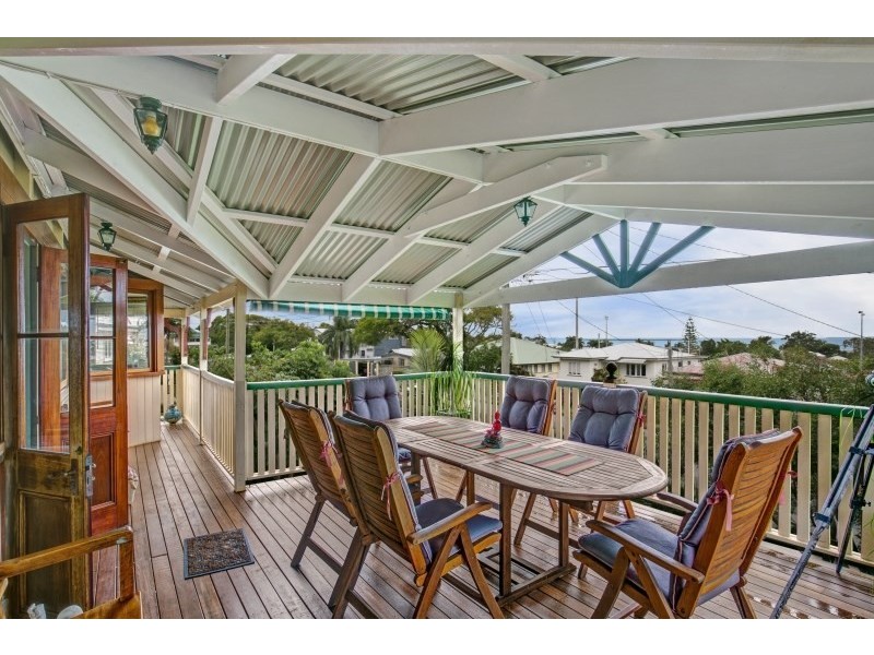 34 Gordon Parade, Manly QLD 4179