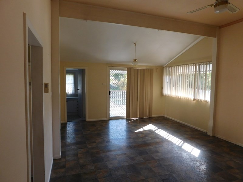 77 Uplands Terrace, Wynnum QLD 4178