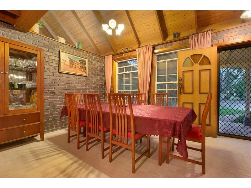 3 Whitehall Avenue, Birkdale QLD 4159