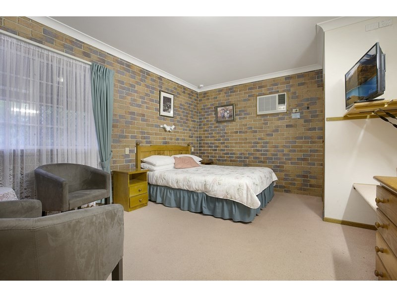 3 Whitehall Avenue, Birkdale QLD 4159