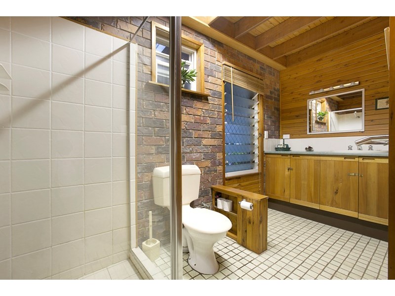 3 Whitehall Avenue, Birkdale QLD 4159