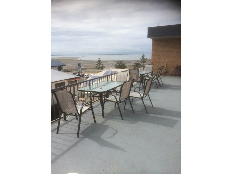 3/415 Esplanade, Manly QLD 4179