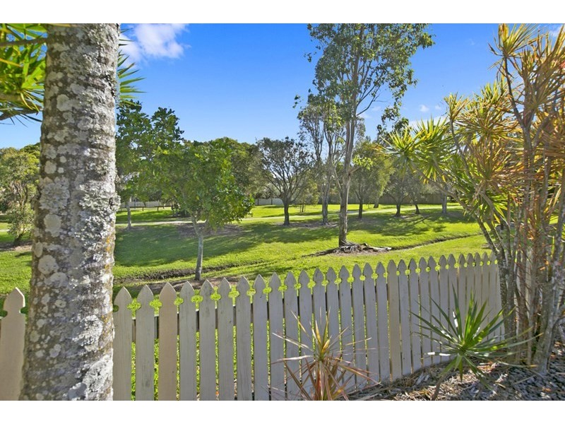 26 Lapworth Place, Manly West QLD 4179