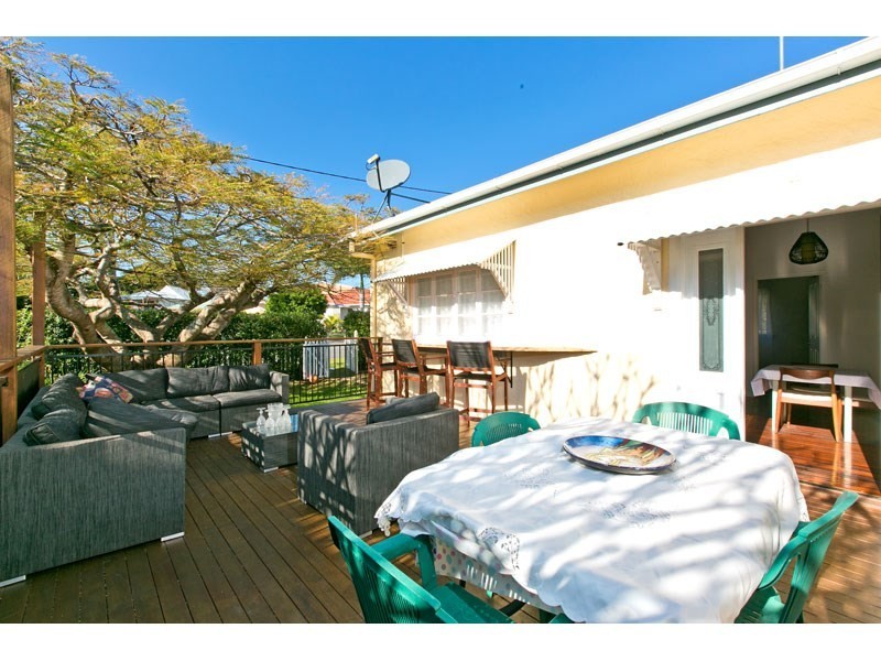 21 Elm Street, Wynnum QLD 4178