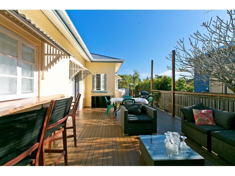 21 Elm Street, Wynnum QLD 4178