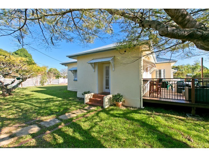 21 Elm Street, Wynnum QLD 4178