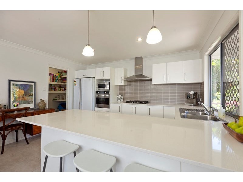 49 Haig Street, Wynnum West QLD 4178