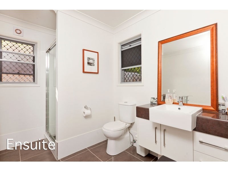 49 Haig Street, Wynnum West QLD 4178